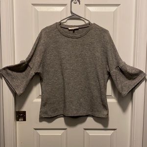 Gray knitted top